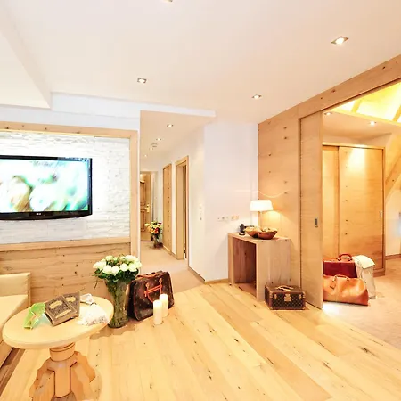 Hotel Salnerhof Superior Lifestyle 4*